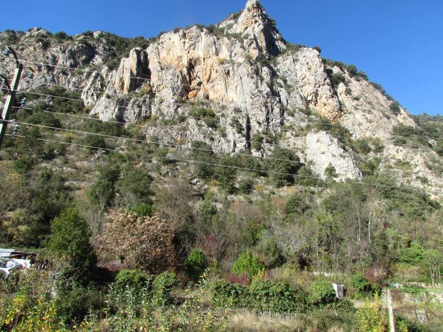 Vila Jolie Maison Avec Jardin Villefranche-de-Conflent Exteriér fotografie